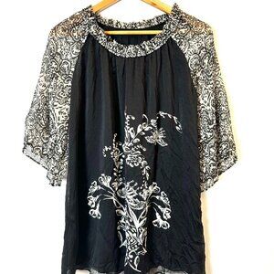 Beautiful high quality lightweight chiffon Top